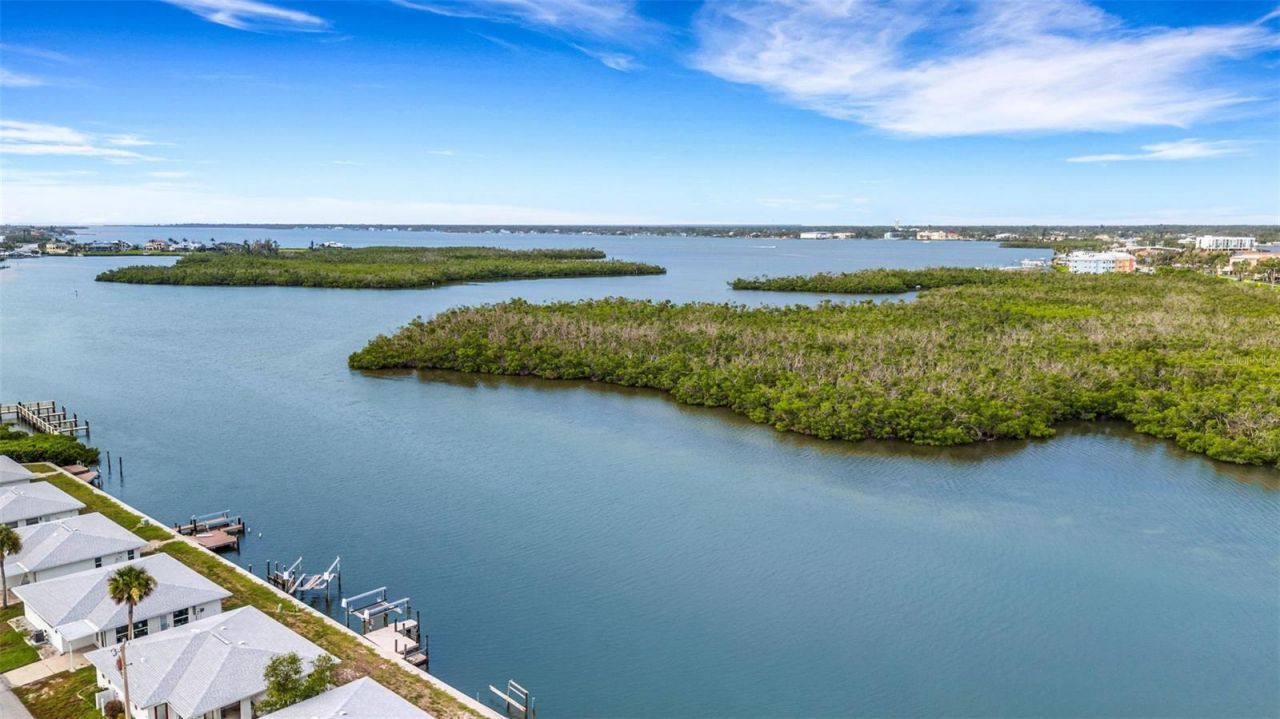 1977 Beach Road , Unit 84, Englewood, FL 34223 Photo