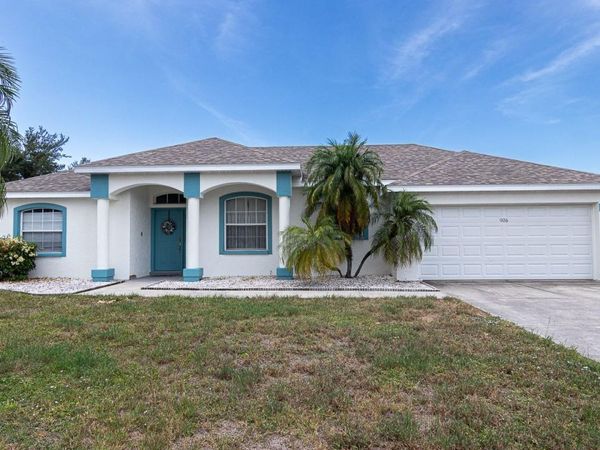 906 WEE BURN PLACE , SARASOTA, FL 34243