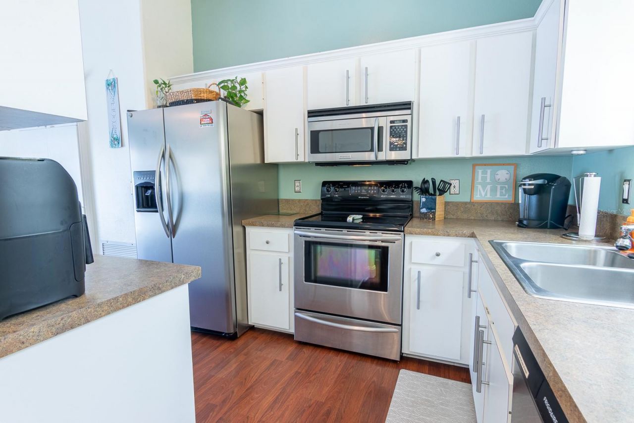 906 Wee Burn Place , Sarasota, FL 34243 Photo