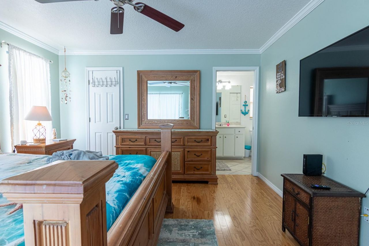 906 Wee Burn Place , Sarasota, FL 34243 Photo