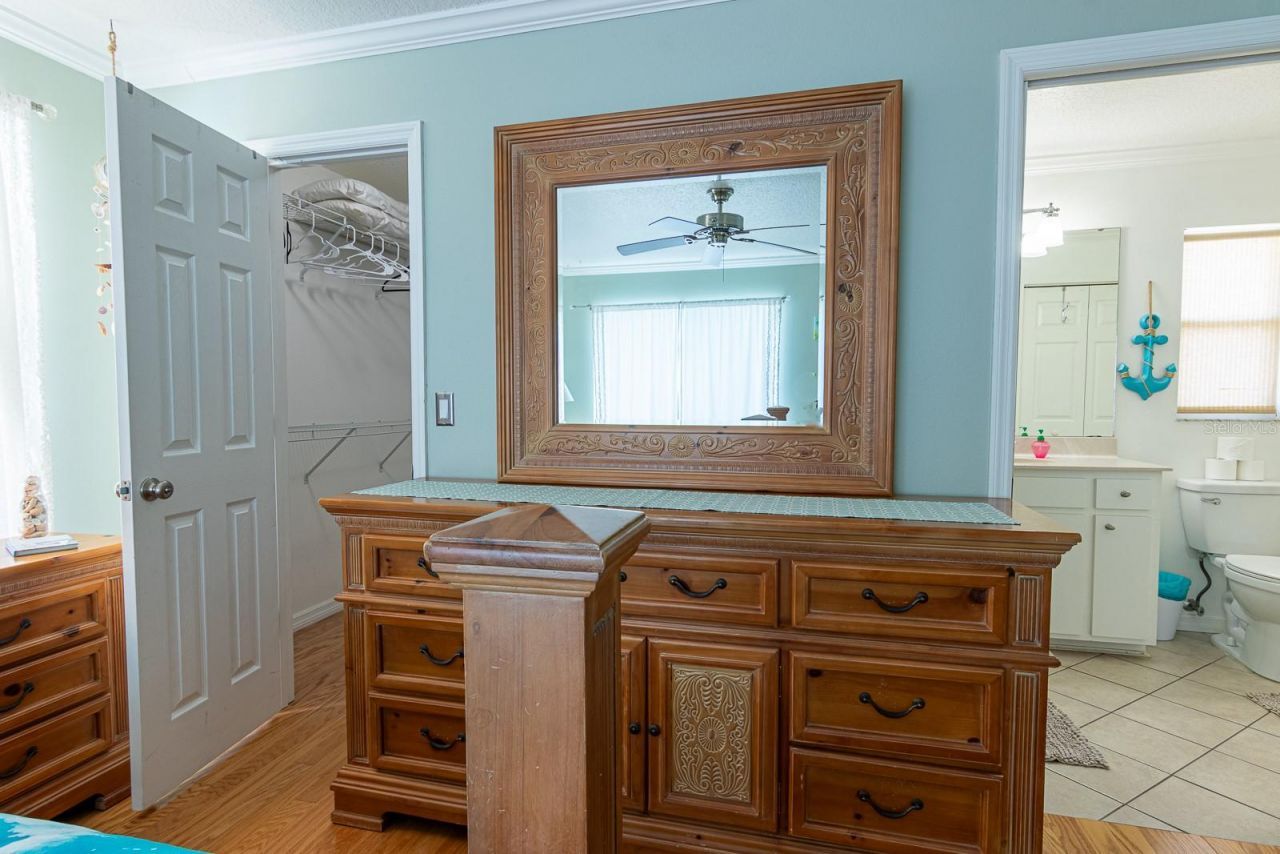 906 Wee Burn Place , Sarasota, FL 34243 Photo