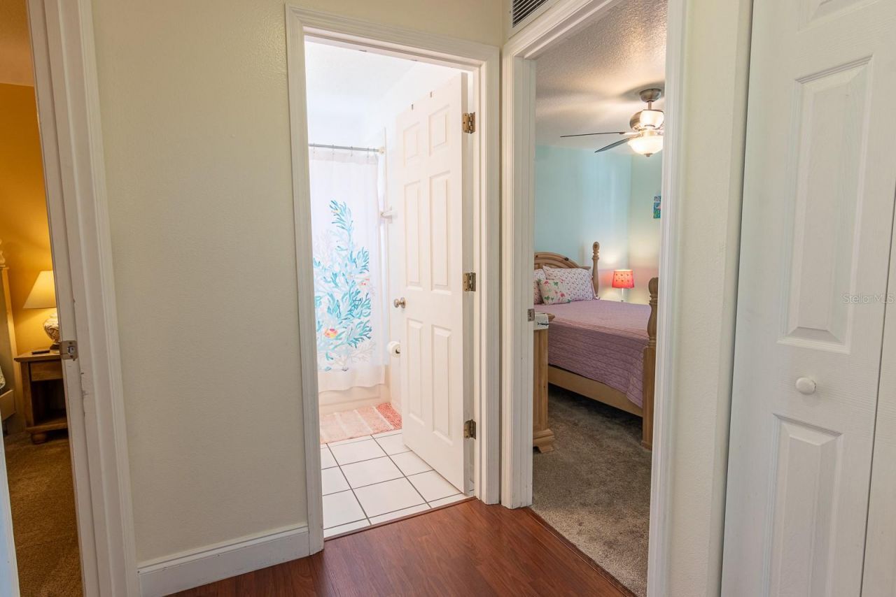 906 Wee Burn Place , Sarasota, FL 34243 Photo