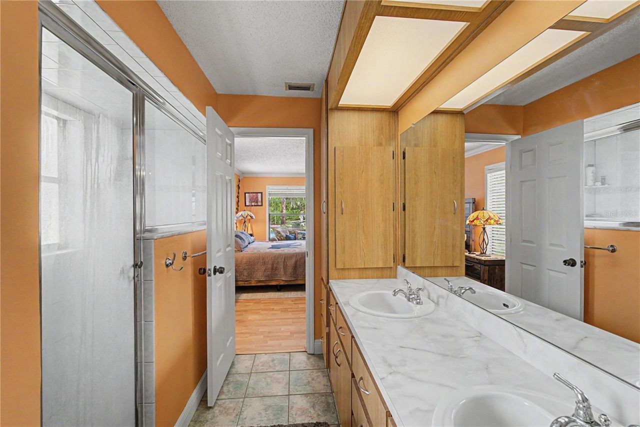 2222 S Bolton Avenue , Homosassa, FL 34448 Photo
