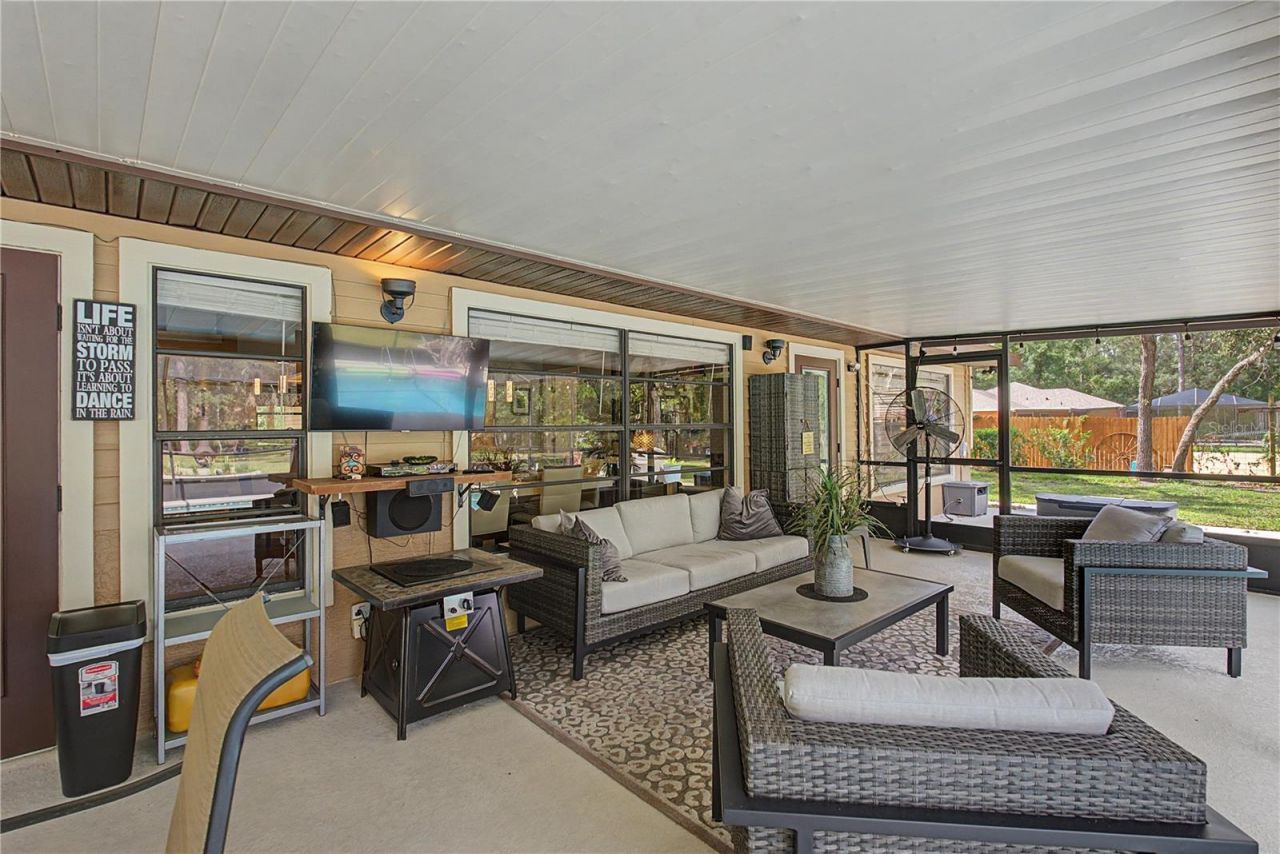2222 S Bolton Avenue , Homosassa, FL 34448 Photo