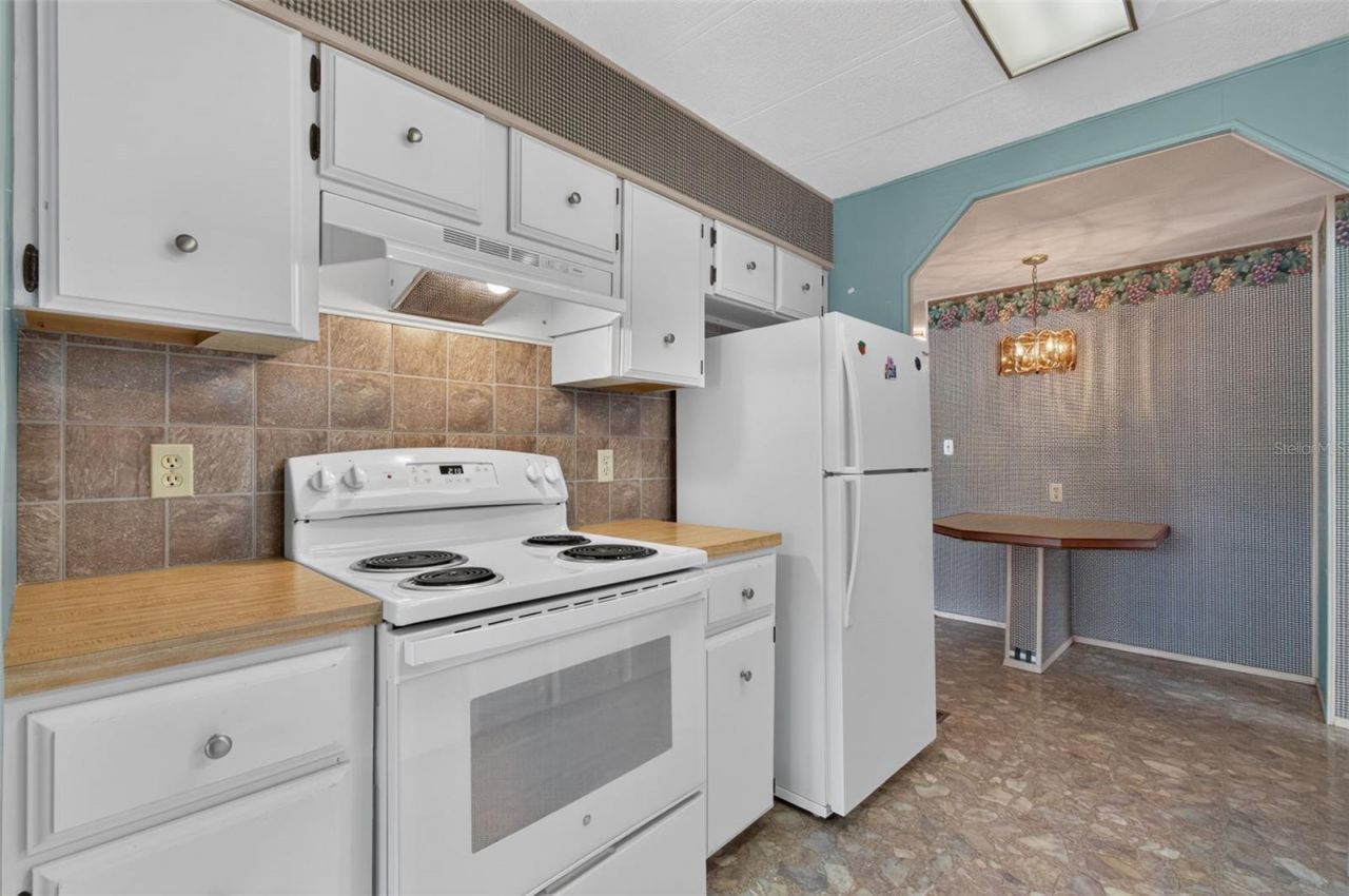 1674 NE 162nd Street , Citra, FL 32113 Photo
