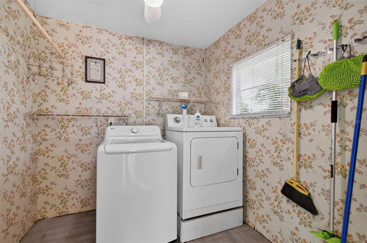 1674 NE 162nd Street , Citra, FL 32113 Photo