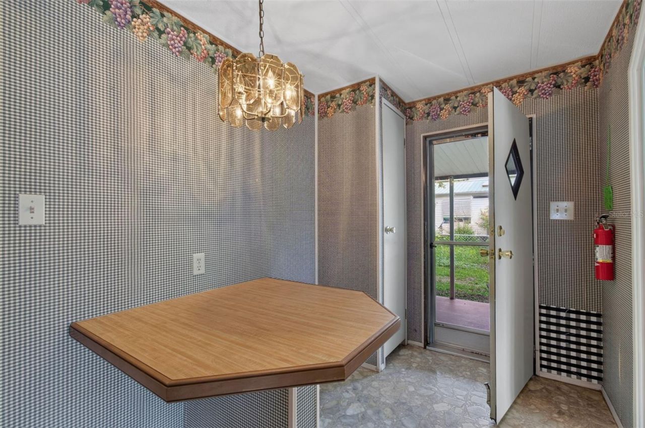 1674 NE 162nd Street , Citra, FL 32113 Photo