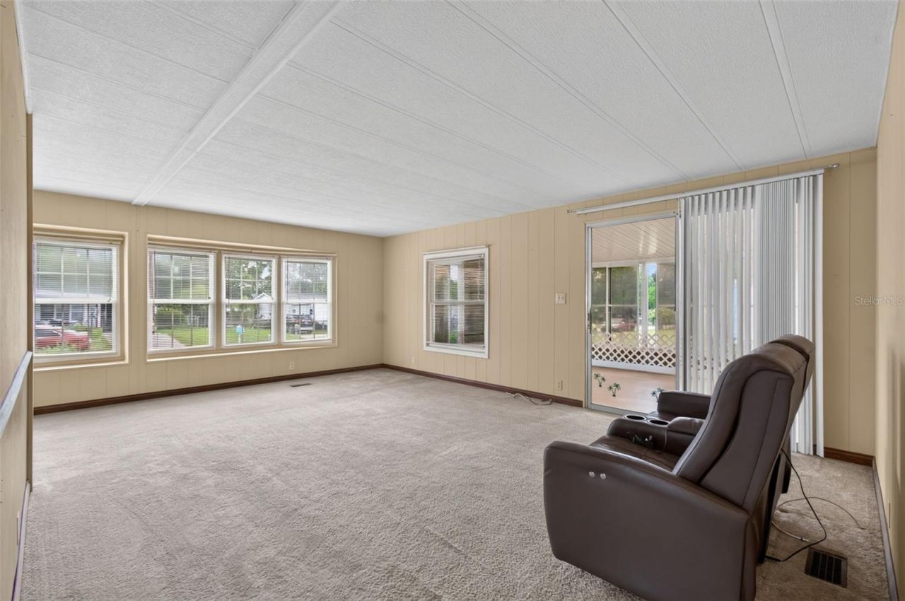 1674 NE 162nd Street , Citra, FL 32113 Photo