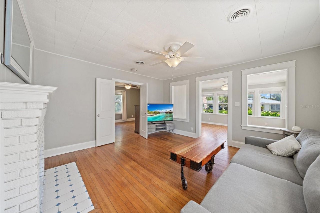 2250 Arlington Street, Sarasota, FL 34239 Photo