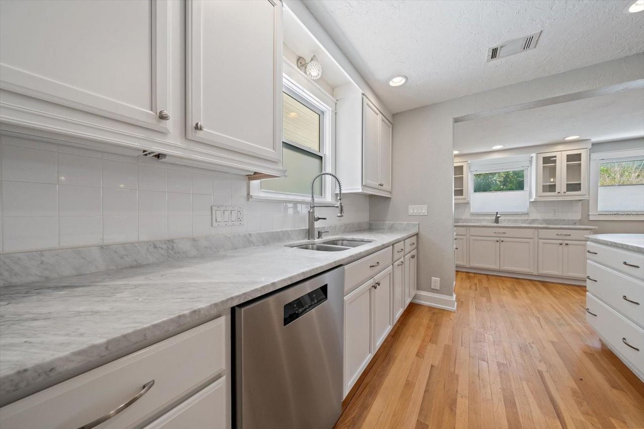 2250 Arlington Street, Sarasota, FL 34239 Photo