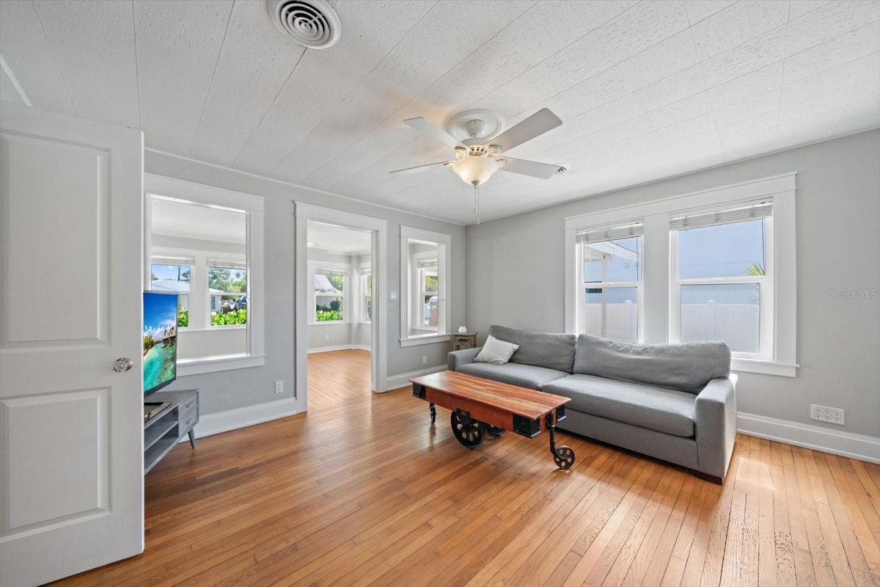 2250 Arlington Street, Sarasota, FL 34239 Photo