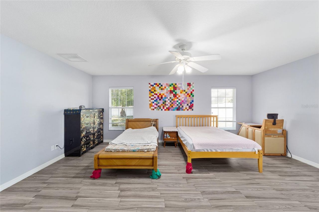 6880 SE 103rd Place , Belleview, FL 34420 Photo