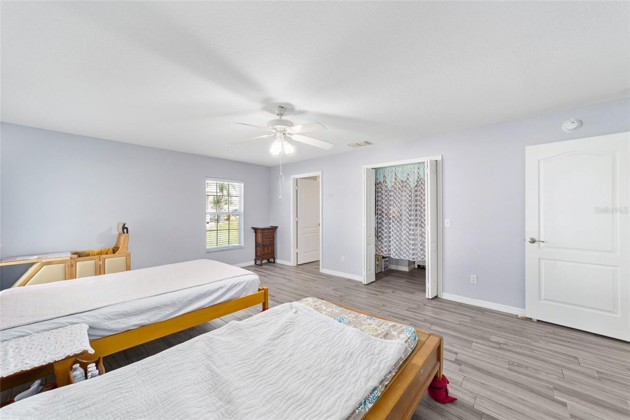 6880 SE 103rd Place , Belleview, FL 34420 Photo