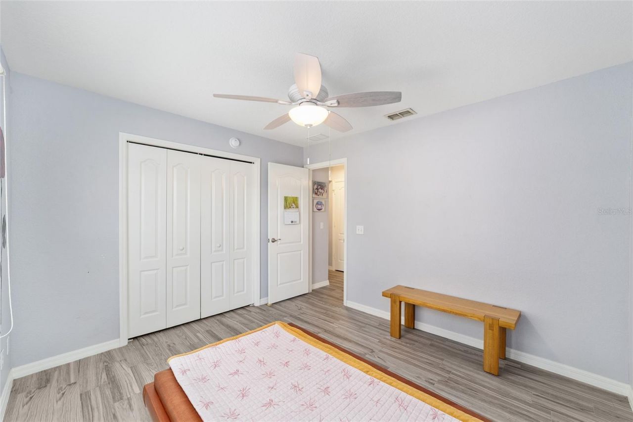 6880 SE 103rd Place , Belleview, FL 34420 Photo