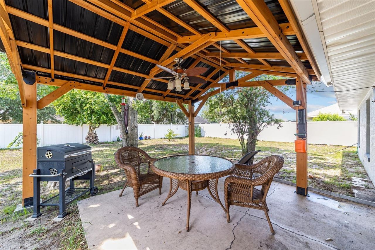6880 SE 103rd Place , Belleview, FL 34420 Photo