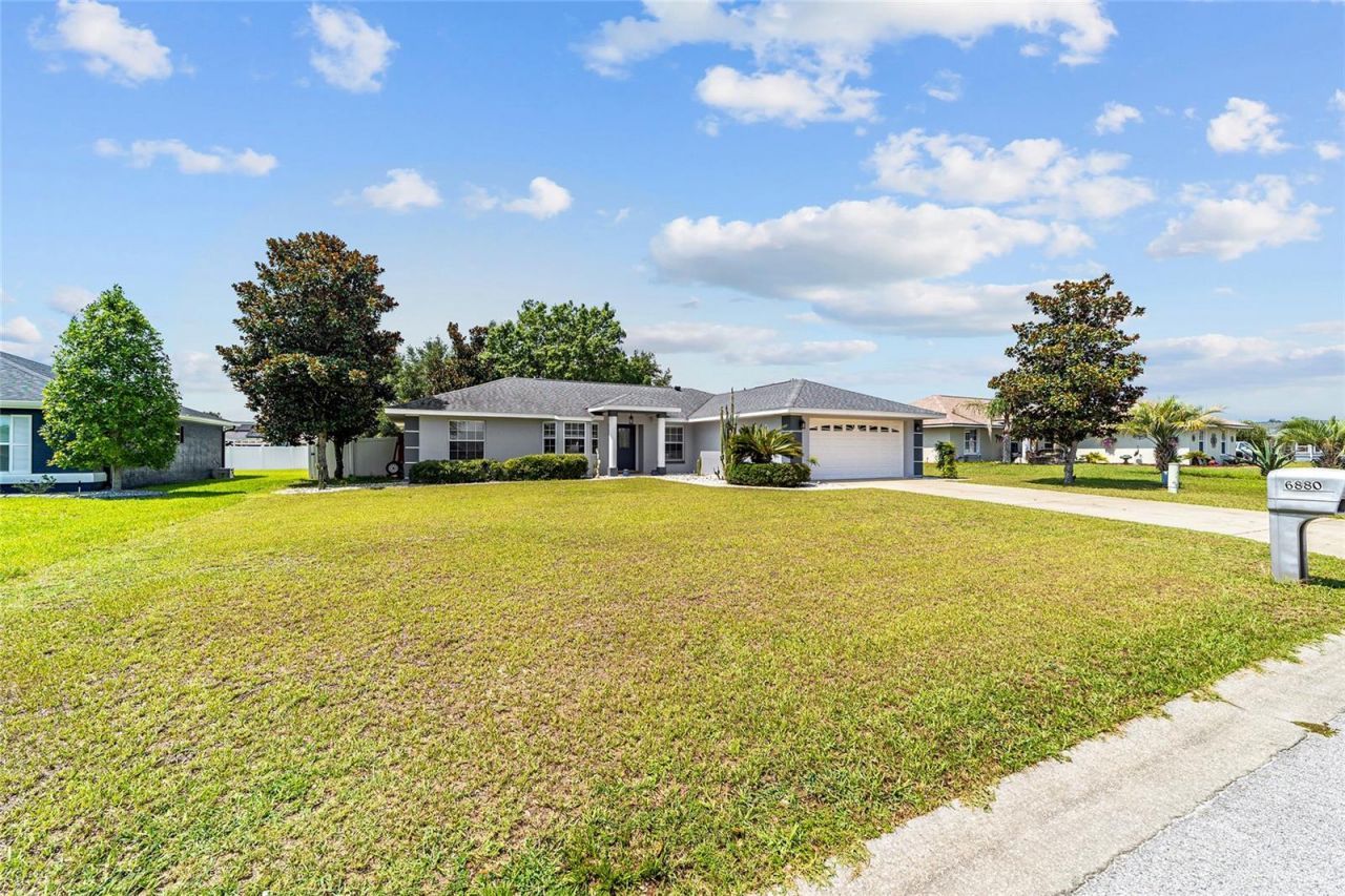 6880 SE 103rd Place , Belleview, FL 34420 Photo
