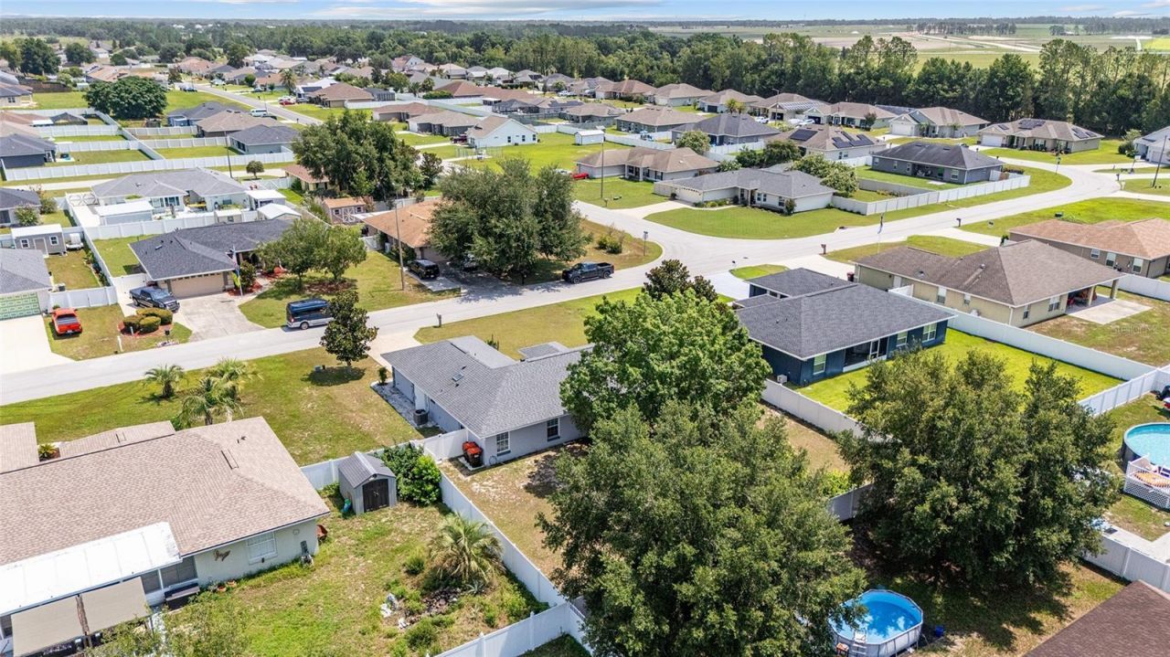 6880 SE 103rd Place , Belleview, FL 34420 Photo