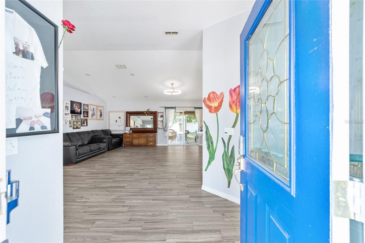 6880 SE 103rd Place , Belleview, FL 34420 Photo