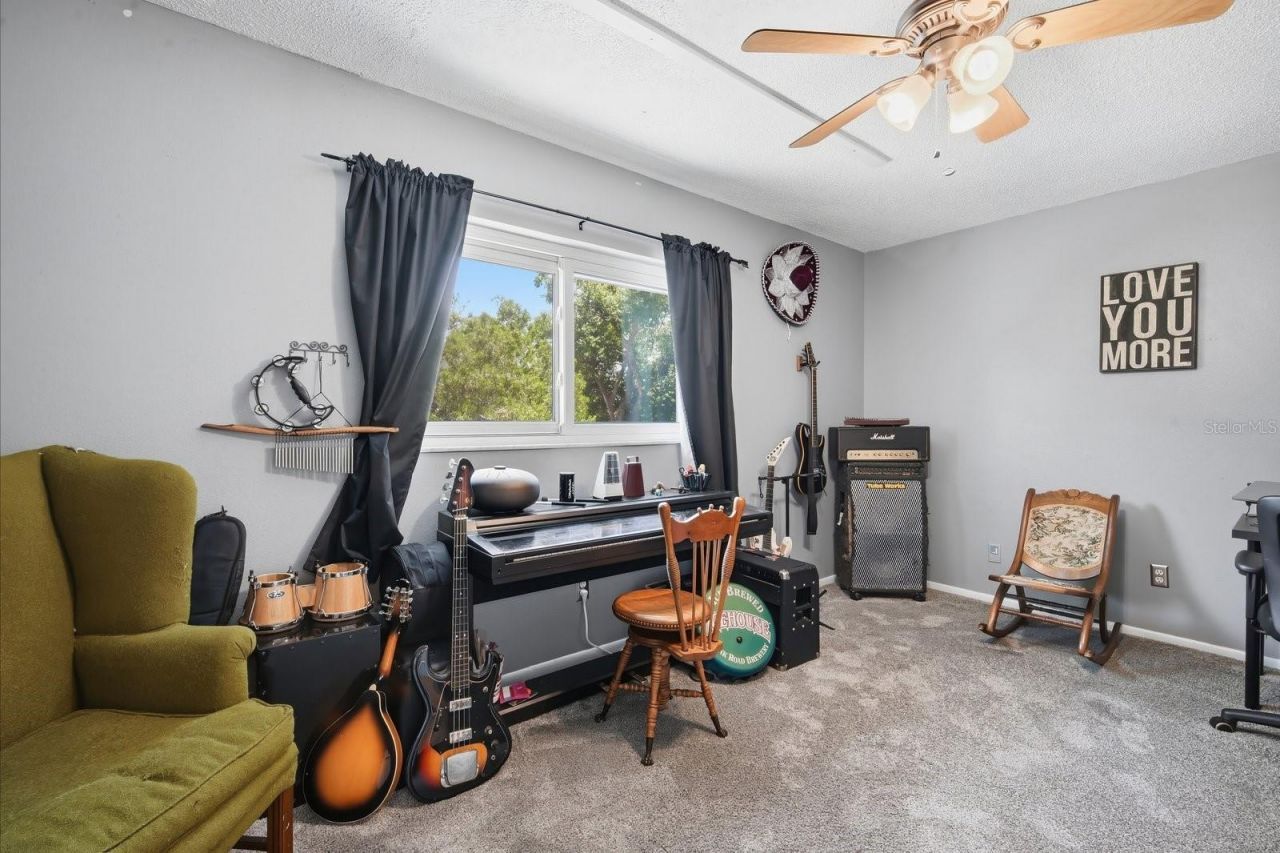 10017 N 52nd Street , Tampa, FL 33617 Photo
