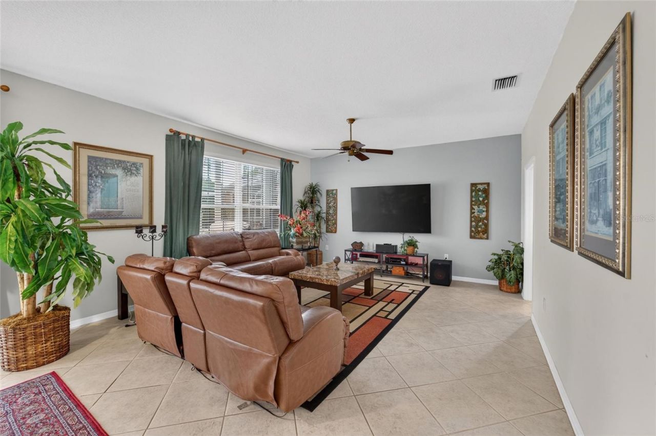 19128 Meadow Pine Drive , Tampa, FL 33647 Photo