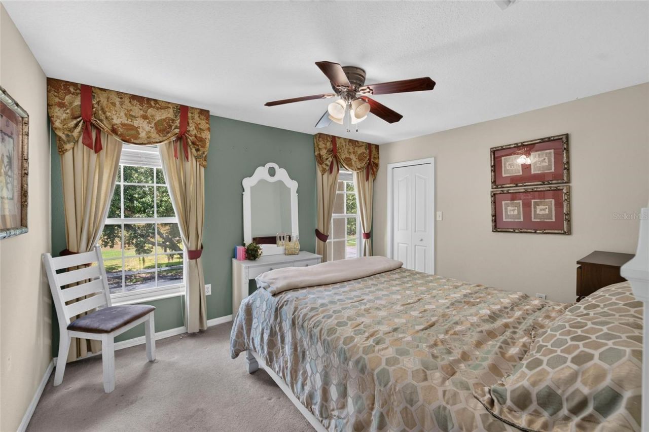 19128 Meadow Pine Drive , Tampa, FL 33647 Photo