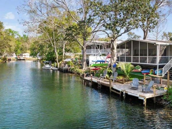 6331 THEODAN STREET , WEEKI WACHEE, FL 34607