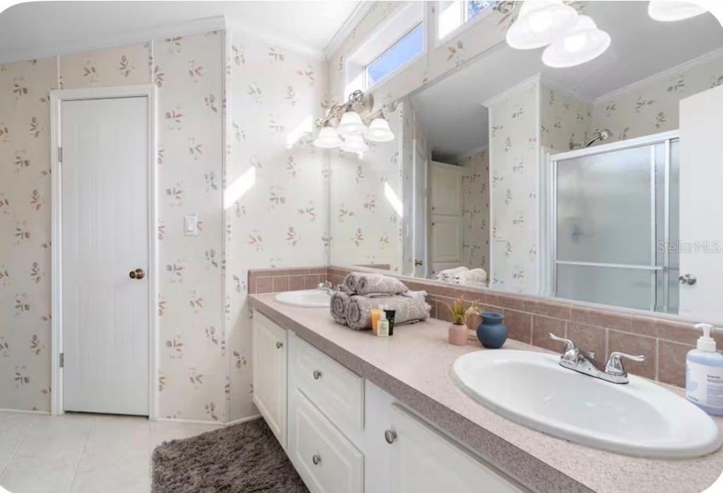 6331 Theodan Street , Weeki Wachee, FL 34607 Photo