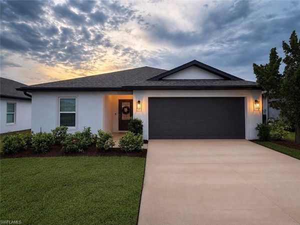 813 Franklin CT , IMMOKALEE, FL 34142