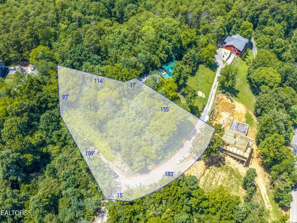 Raejon Way, Sevierville, TN 37862