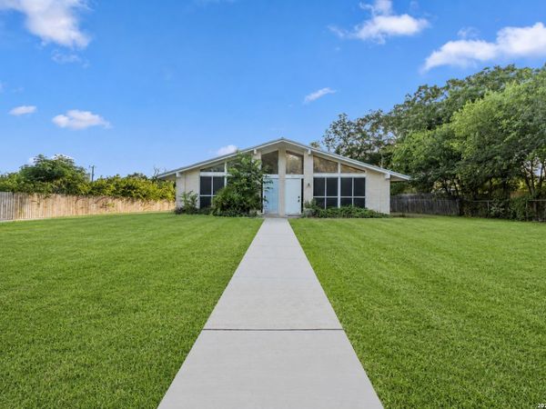 317-319 Gaiety Lane, Kirby, TX 78219