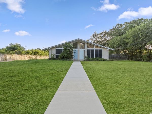 317-319 Gaiety Lane, Kirby, TX 78219