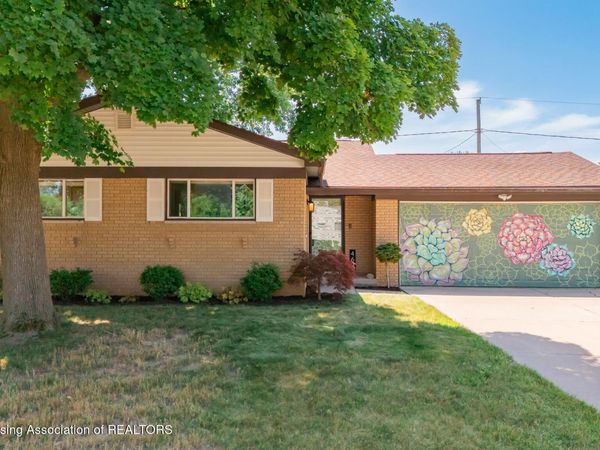 4695 Sycamore Street, Holt, MI 48842