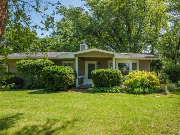 2108 Holly Court , McHenry, IL 60051