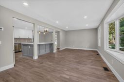 133 Stephanie Circle photo 4