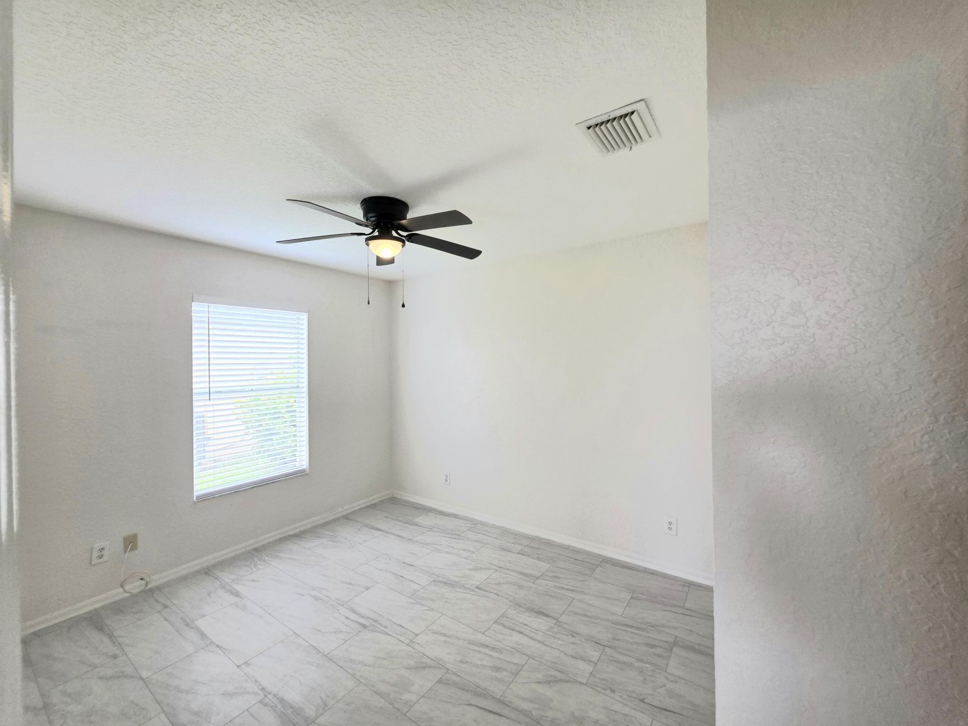 569 E Ridge Circle N, Boynton Beach, FL 33435 Photo