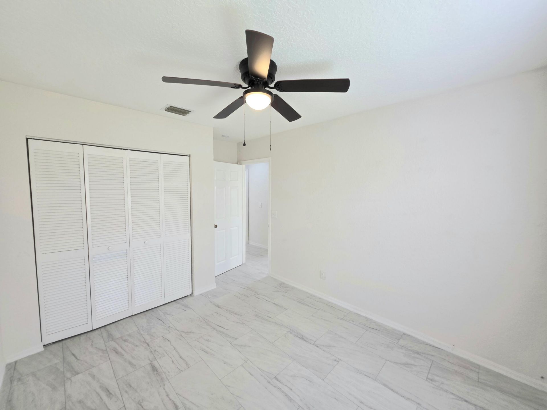 569 E Ridge Circle N, Boynton Beach, FL 33435 Photo