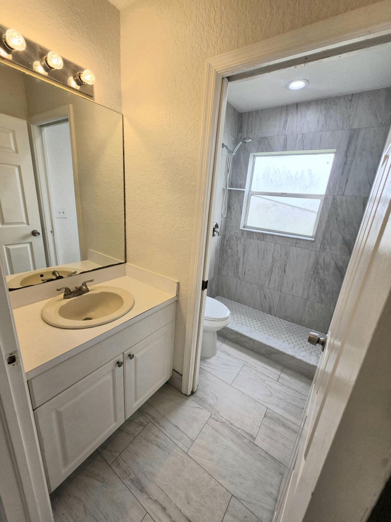 569 E Ridge Circle N, Boynton Beach, FL 33435 Photo