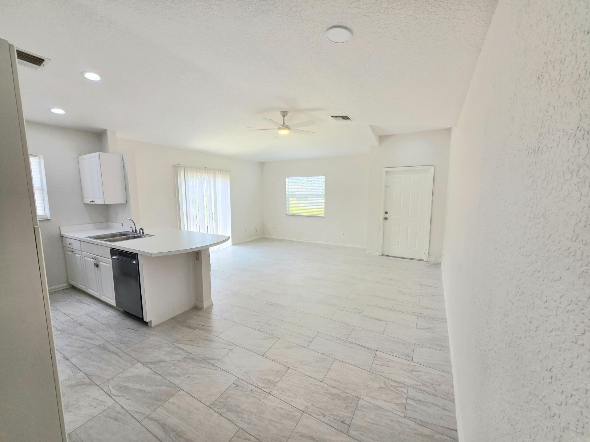 569 E Ridge Circle N, Boynton Beach, FL 33435 Photo