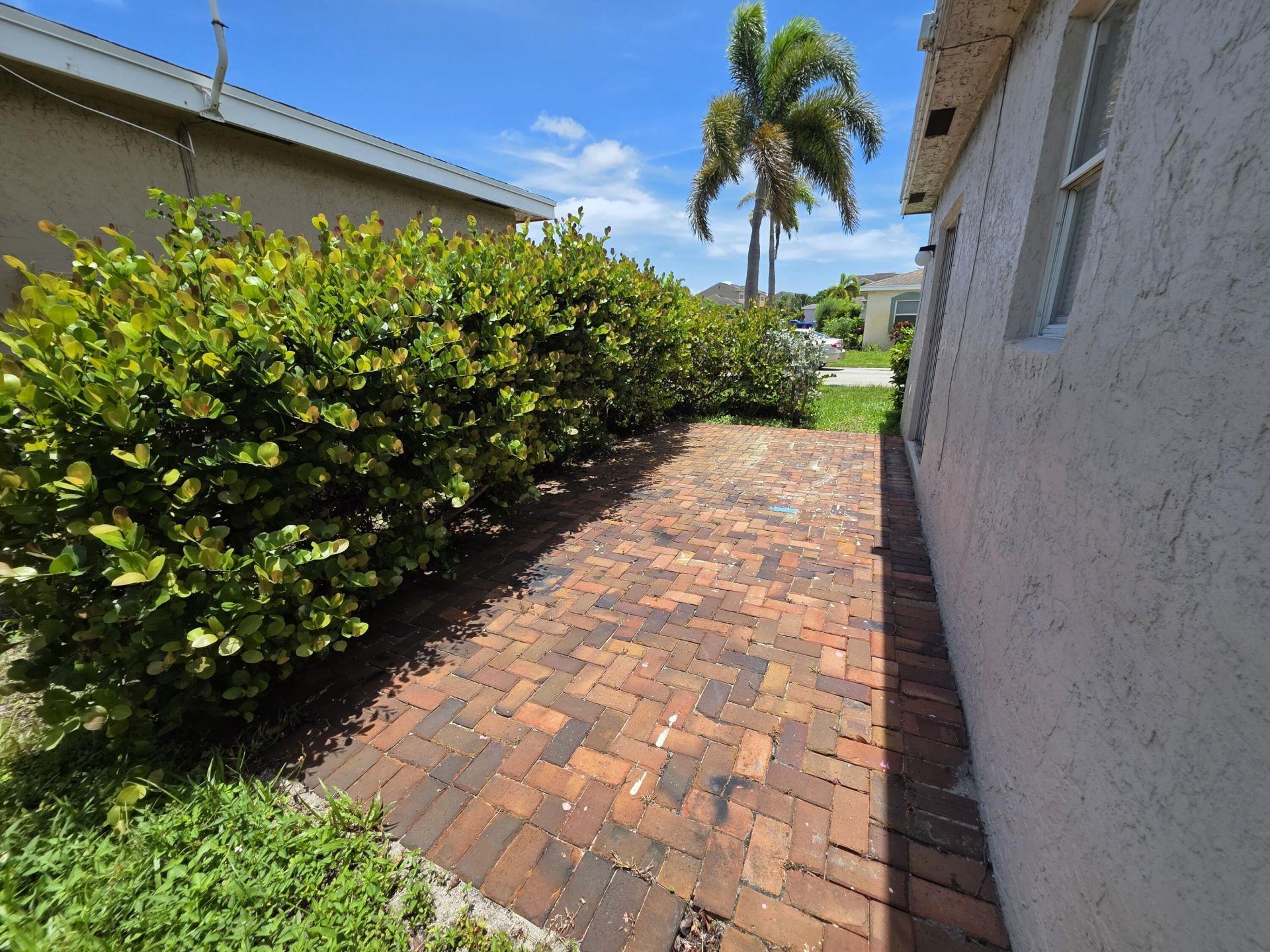 569 E Ridge Circle N, Boynton Beach, FL 33435 Photo