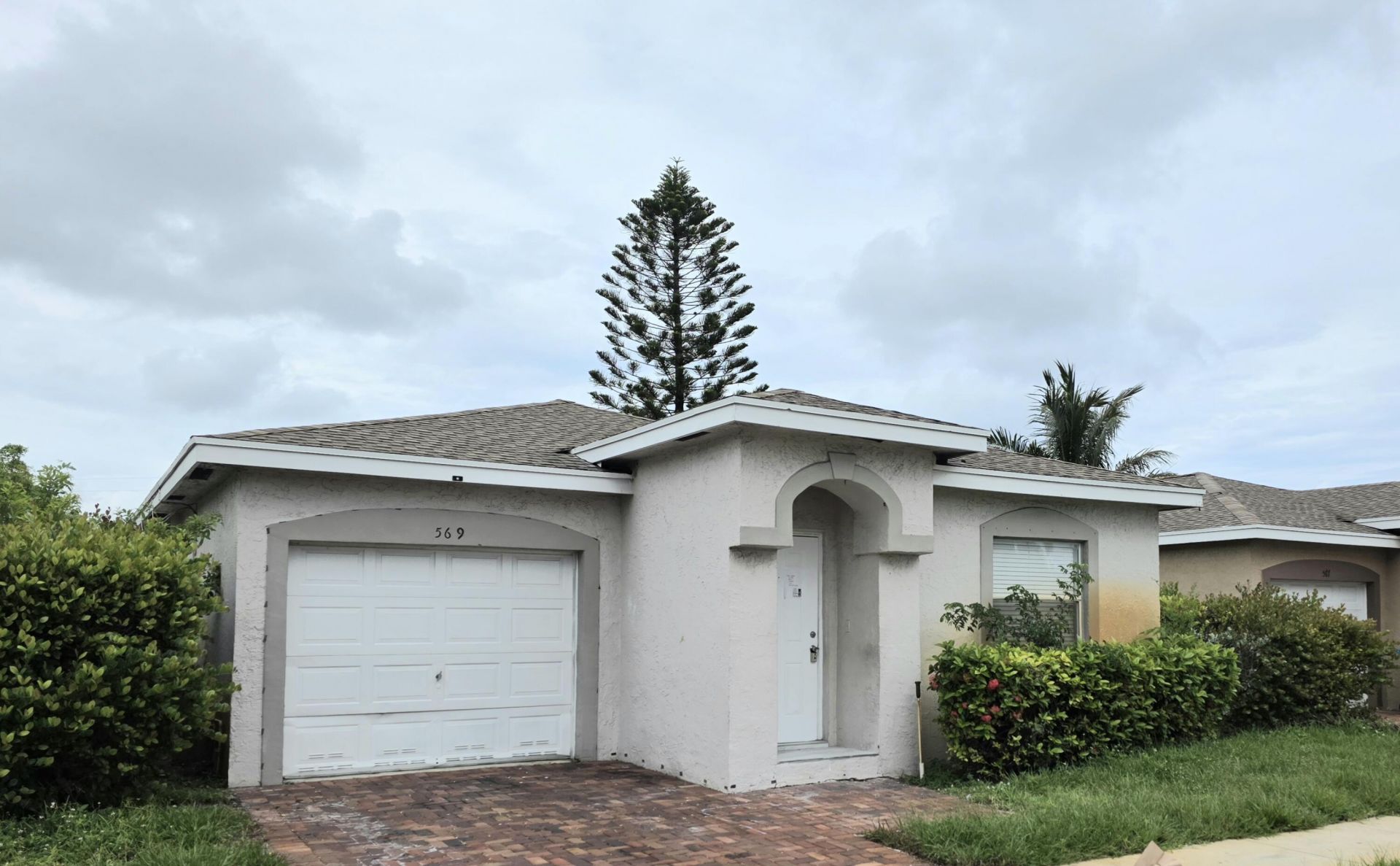 569 E Ridge Circle N, Boynton Beach, FL 33435 Photo
