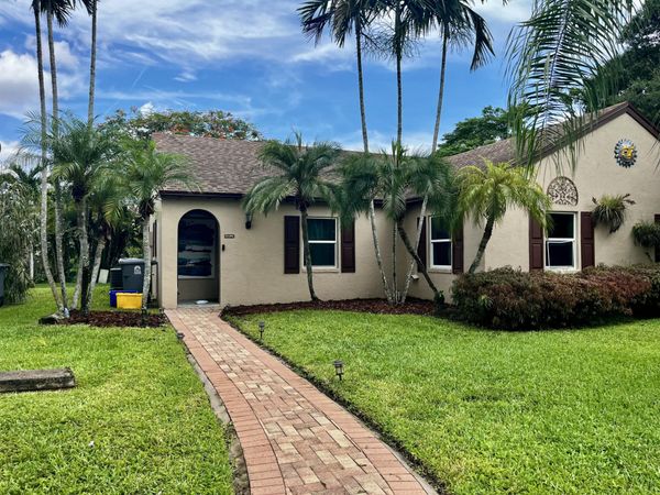 Boca Raton, FL 33428