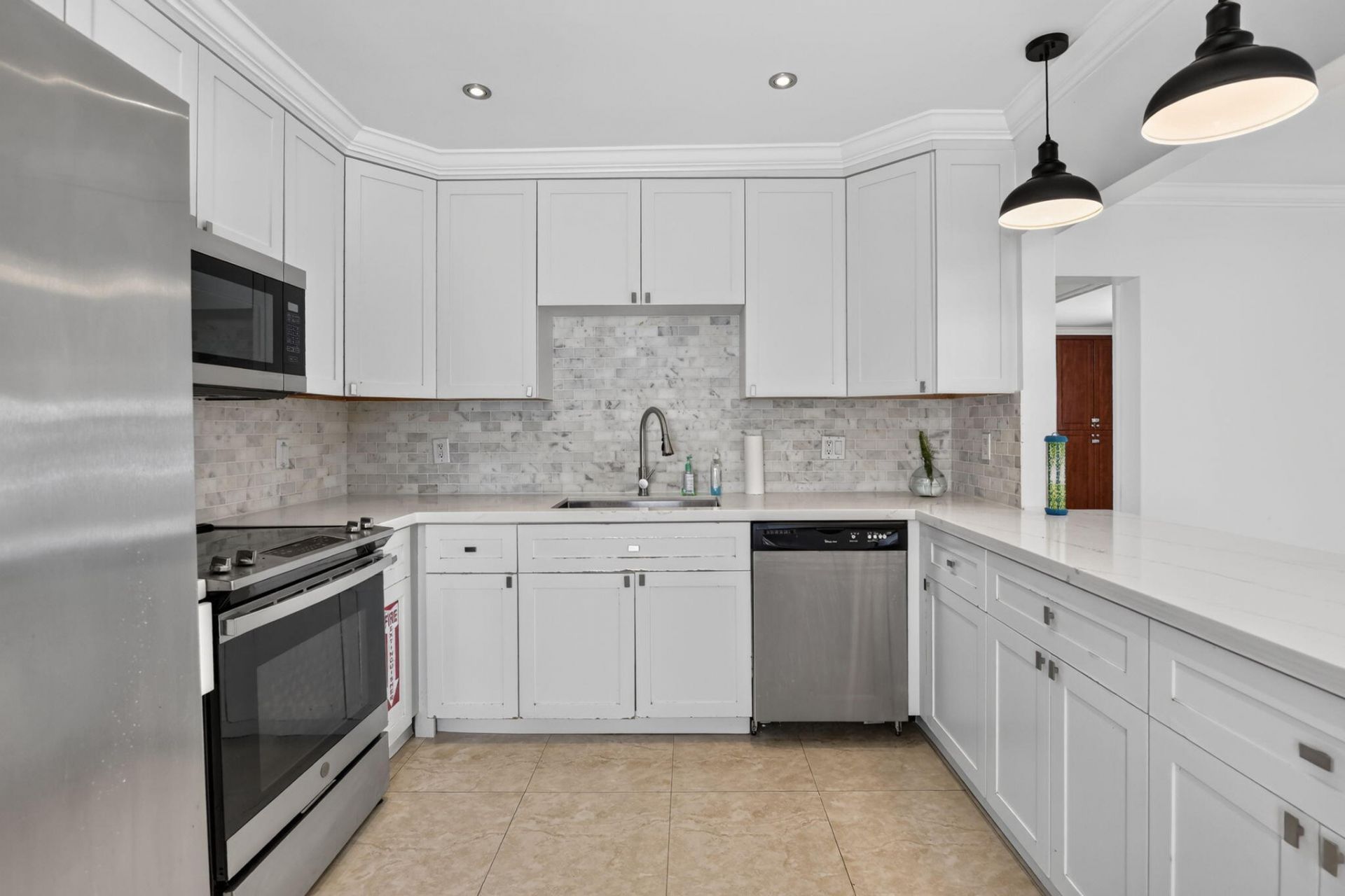 2427 Harding Street, Hollywood, FL 33020 Photo