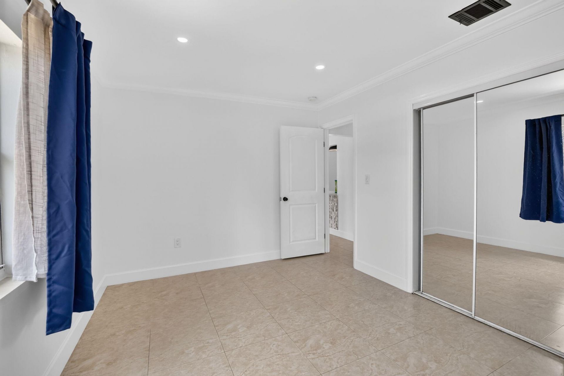 2427 Harding Street, Hollywood, FL 33020 Photo