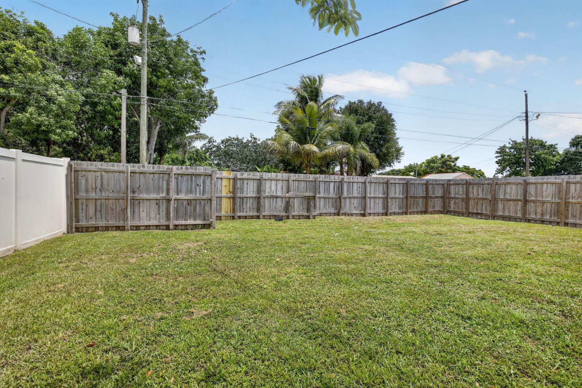 2427 Harding Street, Hollywood, FL 33020 Photo