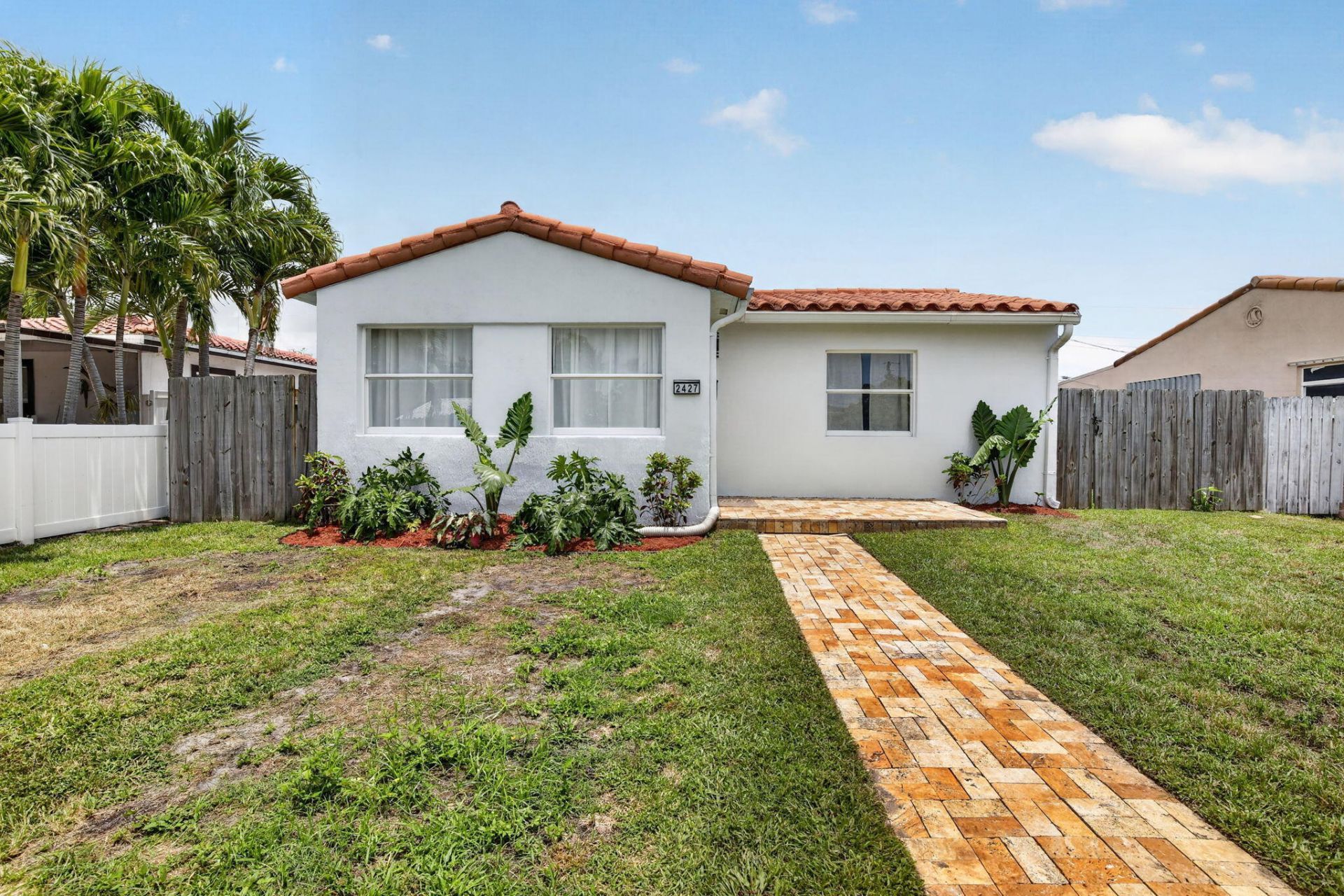 2427 Harding Street, Hollywood, FL 33020 Photo