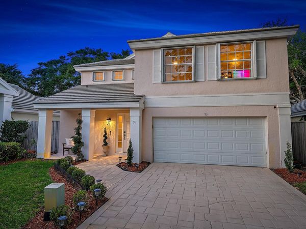 93 Admirals Court, Palm Beach Gardens, FL 33418