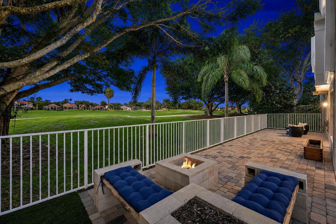 93 Admirals Court, Palm Beach Gardens, FL 33418 Photo