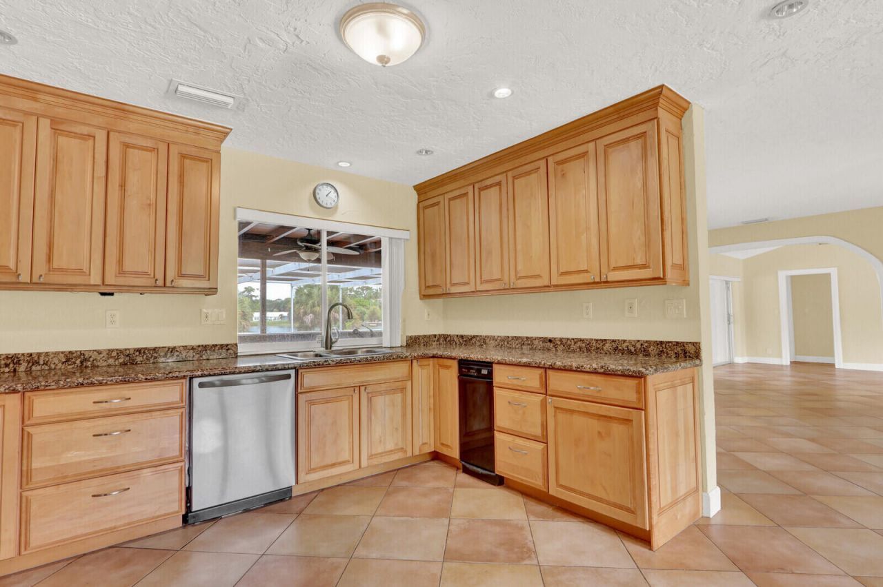 4529 Square Lake Drive, Palm Beach Gardens, FL 33418 Photo