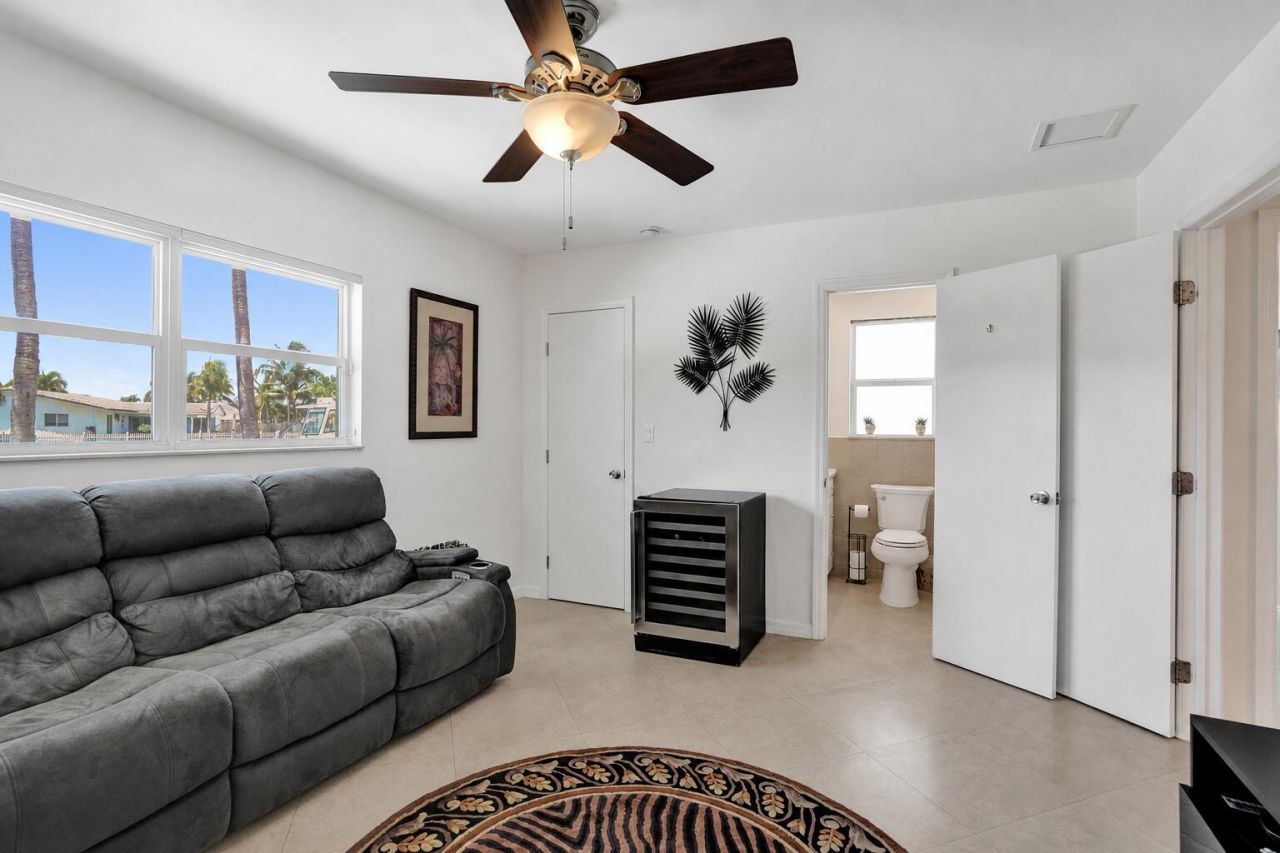 240 SE 3rd Court, Pompano Beach, FL 33060 Photo