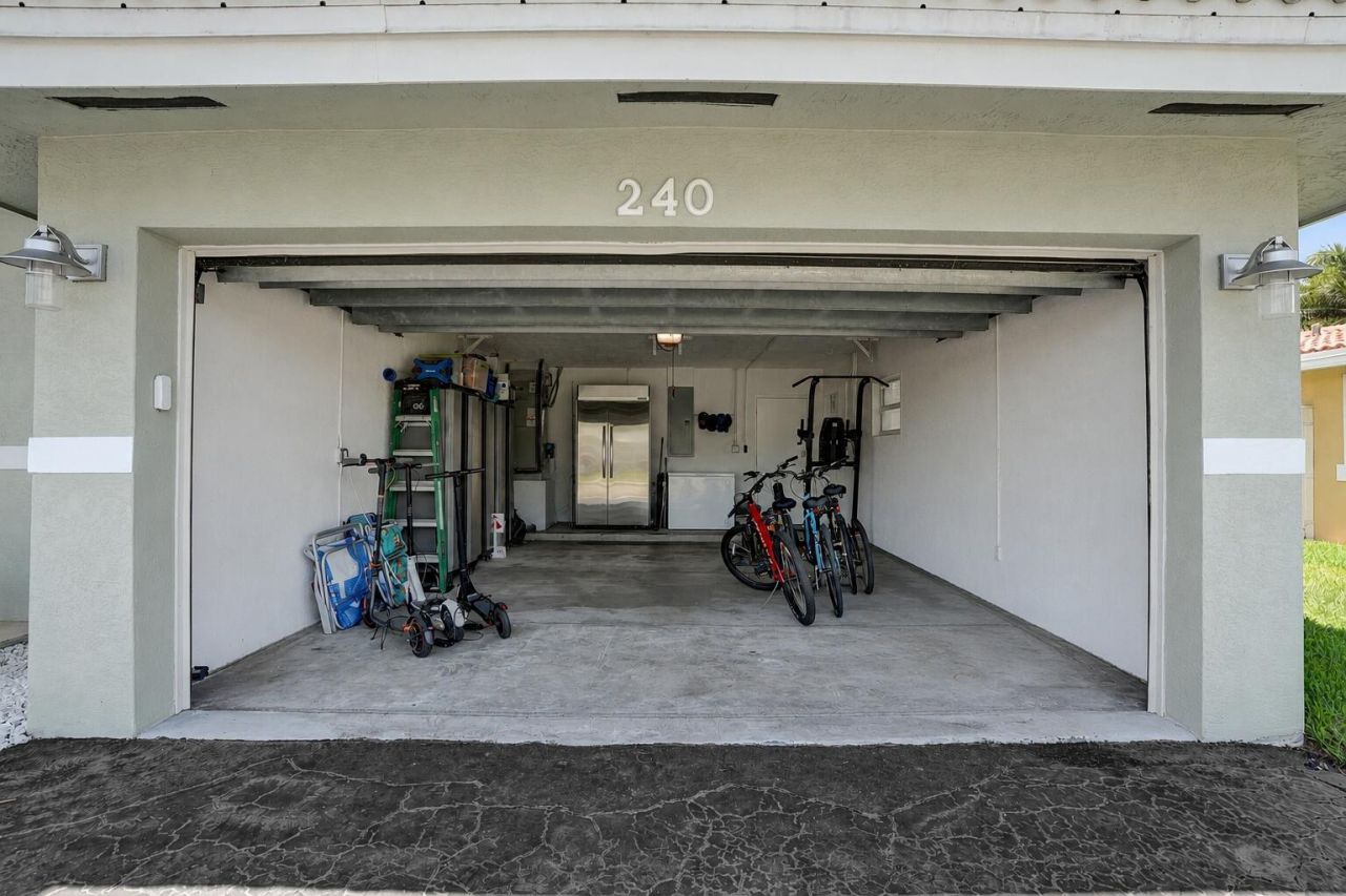 240 SE 3rd Court, Pompano Beach, FL 33060 Photo